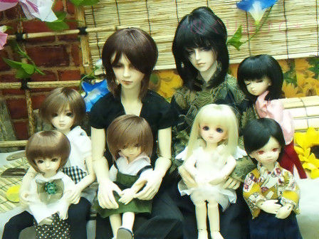 �L�����݂�7